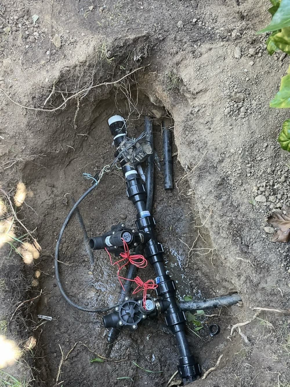 Instalación de riego automático en la Costa Brava — detalle del trabajo